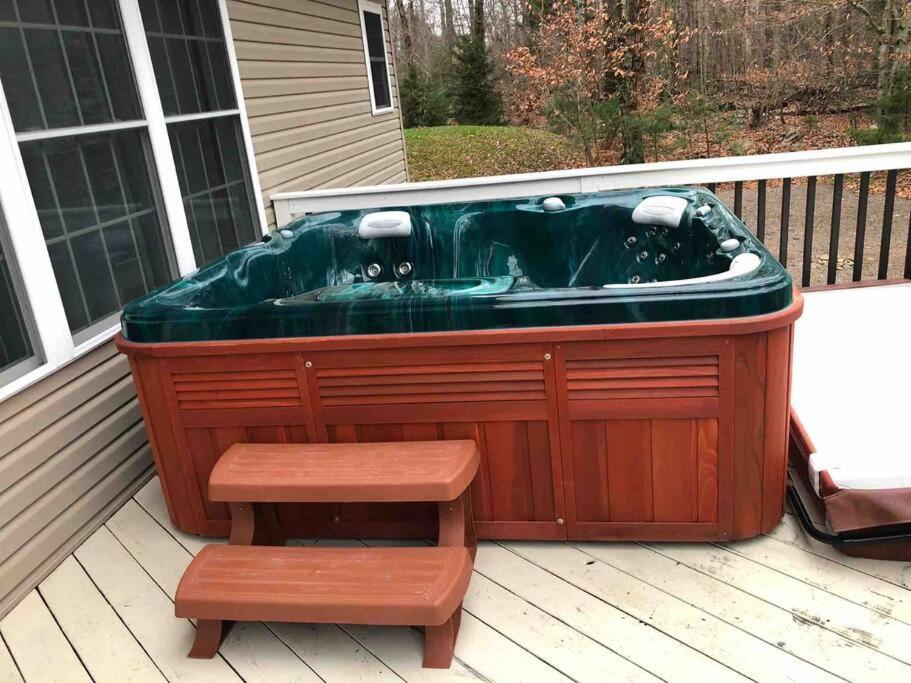 Luxury 4 Bedroom House In Pocono Mountains In Golf Course Near Lake Tobyhanna Luaran gambar